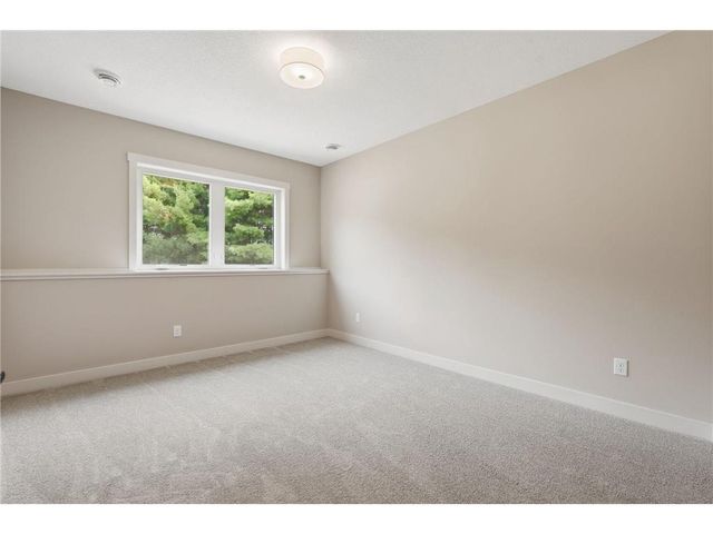 538 Chapman Hills Court, Hudson, WI 54016