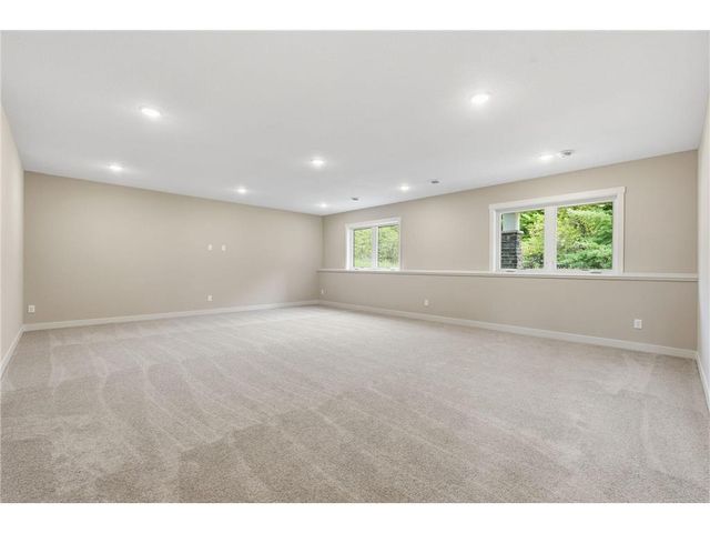 538 Chapman Hills Court, Hudson, WI 54016