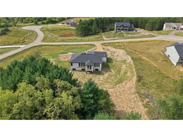 538 Chapman Hills Court, Hudson, WI 54016