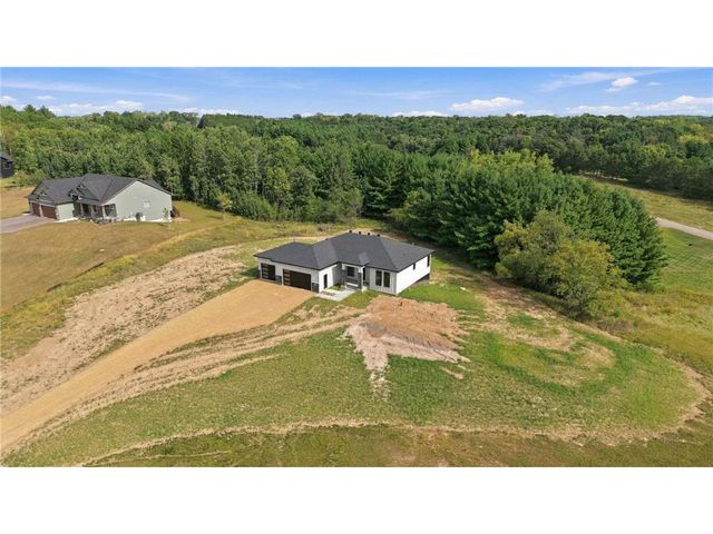 538 Chapman Hills Court, Hudson, WI 54016