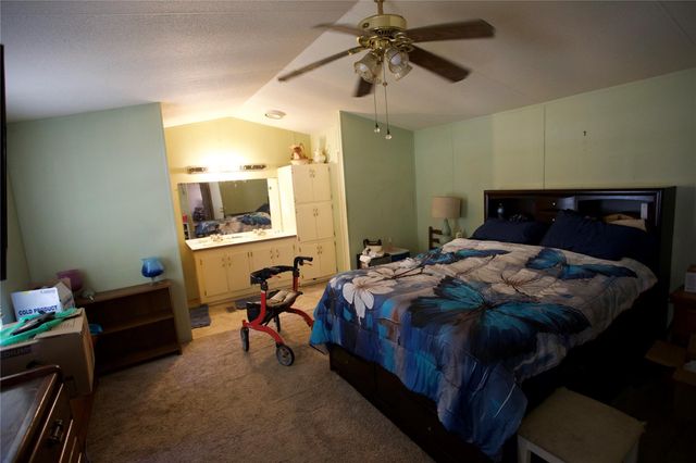 25346 Village Drive, New Caney, TX 77357