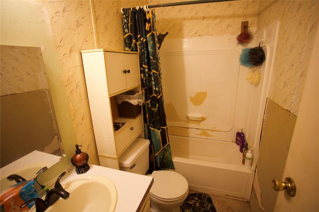 25346 Village Drive, New Caney, TX 77357