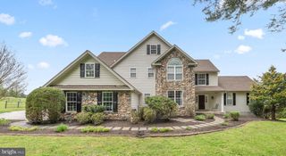 592 W CREEK RD, West Chester, PA 19382