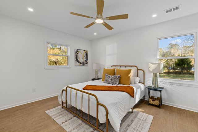 104 Lily Place, Summerville, SC 29483