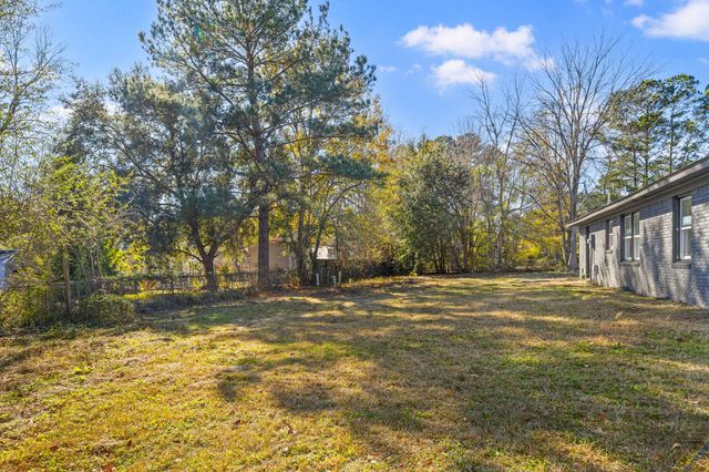 104 Lily Place, Summerville, SC 29483