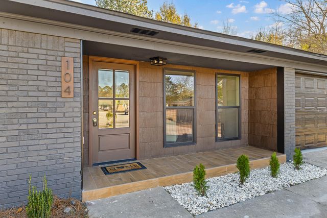 104 Lily Place, Summerville, SC 29483