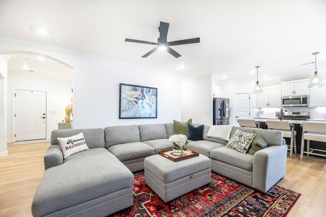 4396 W Newton Avenue, Fayetteville, AR 72704