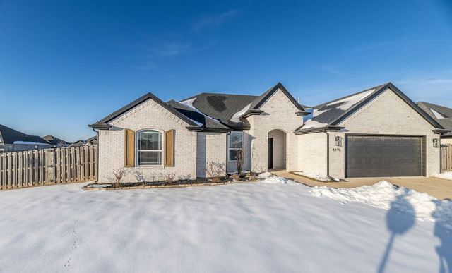 4396 W Newton Avenue, Fayetteville, AR 72704