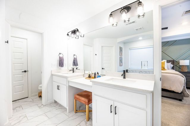 4396 W Newton Avenue, Fayetteville, AR 72704