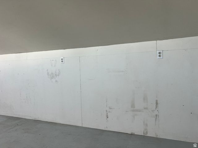 5701 S 2700 W, Roy, UT 84067