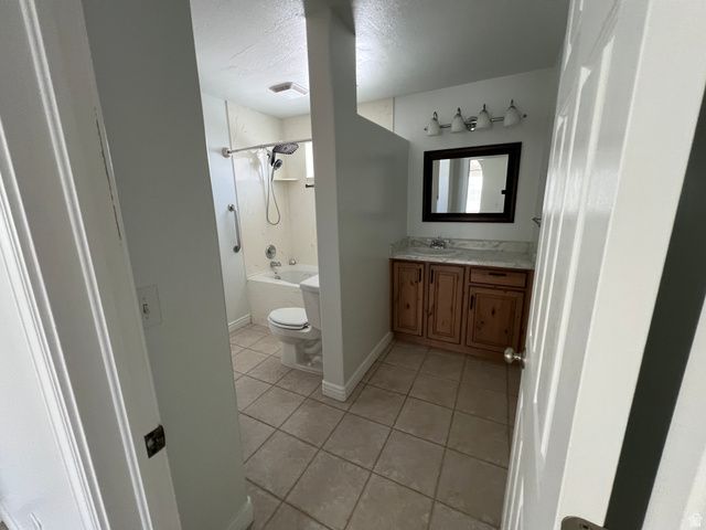 5701 S 2700 W, Roy, UT 84067