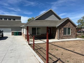 5701 S 2700 W, Roy, UT 84067