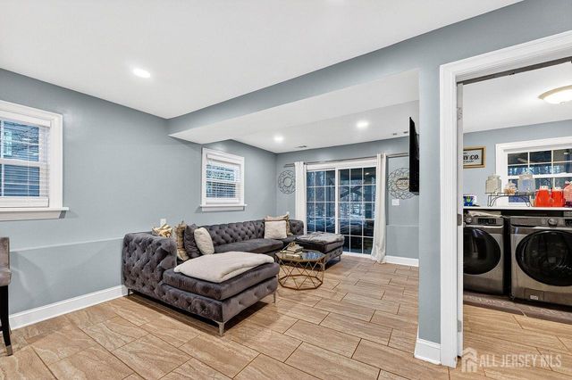 179 Phillips Road, Franklin Twsp, NJ 08873