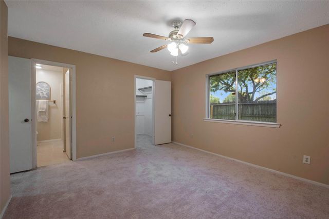 2779 Forest Point Drive, League City, TX 77573