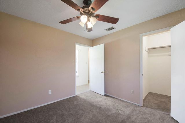 2779 Forest Point Drive, League City, TX 77573