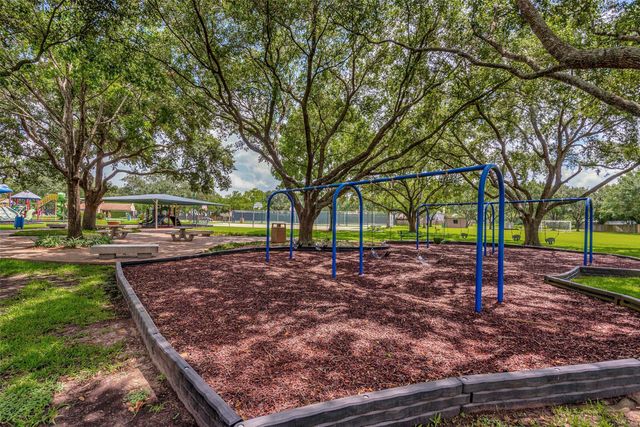 2779 Forest Point Drive, League City, TX 77573