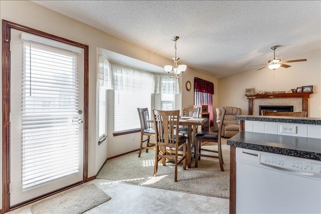 840 E Winding Ln Ct, Derby, KS 67037