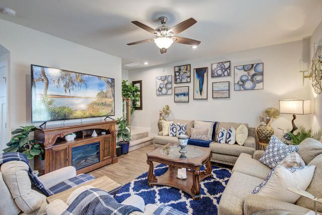 105 Trumpet Vine Drive, Summerville, SC 29483