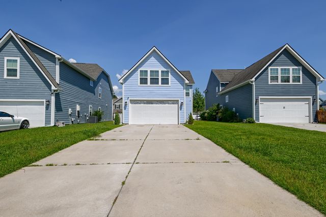 105 Trumpet Vine Drive, Summerville, SC 29483
