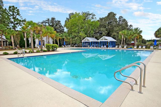105 Trumpet Vine Drive, Summerville, SC 29483
