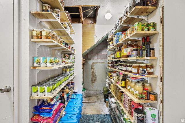 2550 W 4750 S, Roy, UT 84067