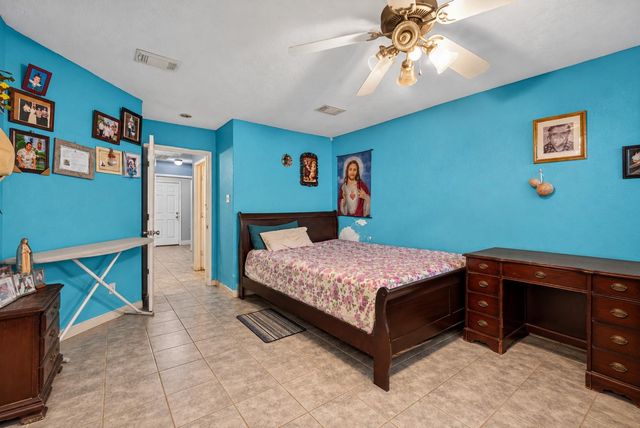 10453 Aldine Westfield Road, Houston, TX 77093