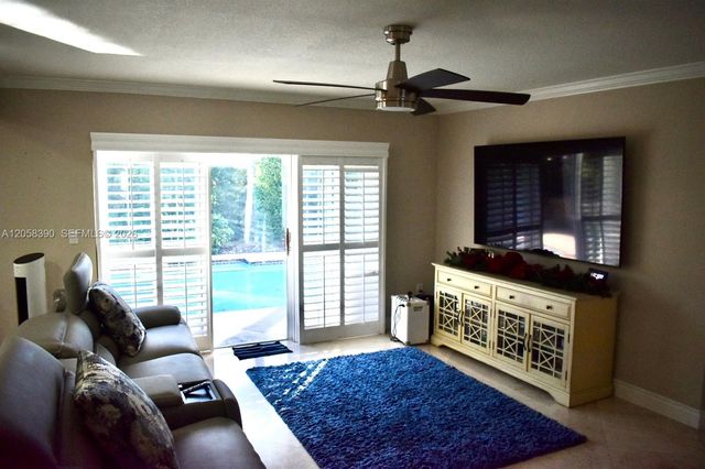 1352 NW 129th Way, Sunrise, FL 33323