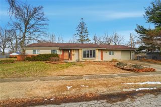 167 W Goodman Drive, Fairborn, OH 45324