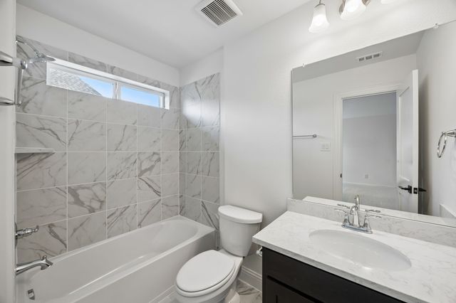 3821 Selborne Drive, Rockwall, TX 75032