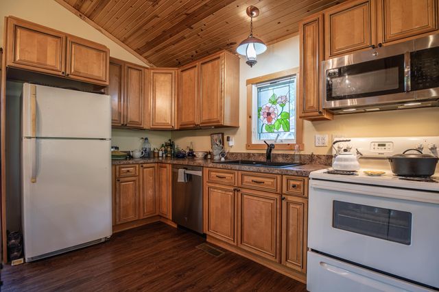 1145 Hillandale Road, Sanders, KY 41083