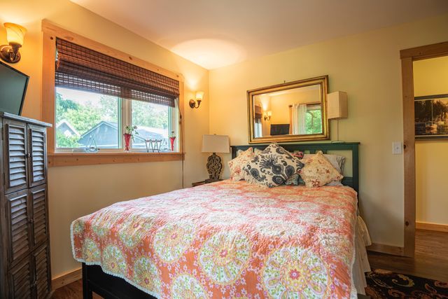 1145 Hillandale Road, Sanders, KY 41083
