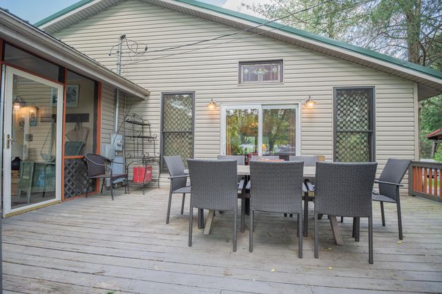 1145 Hillandale Road, Sanders, KY 41083
