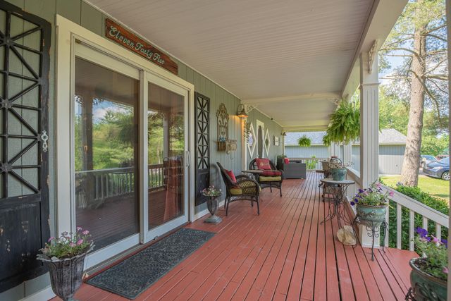 1145 Hillandale Road, Sanders, KY 41083