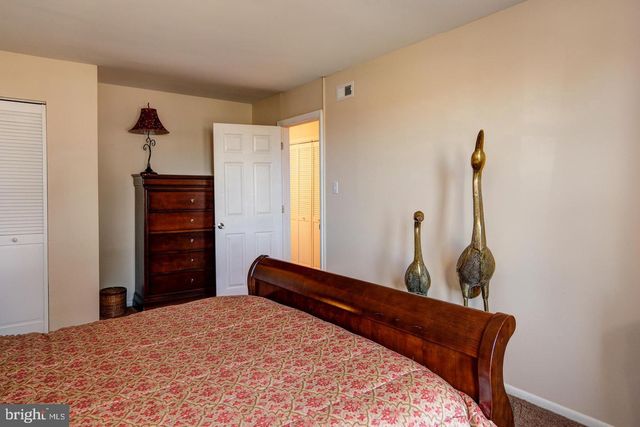 1013 HARBOUR DR, Palmyra, NJ 08065