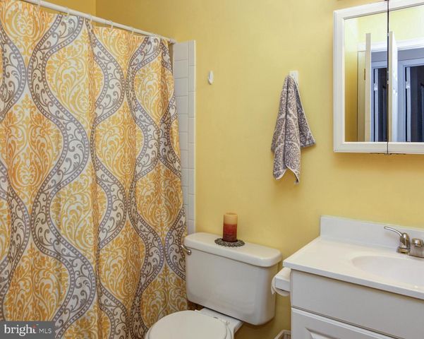 1013 HARBOUR DR, Palmyra, NJ 08065