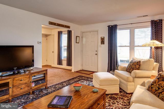 1013 HARBOUR DR, Palmyra, NJ 08065