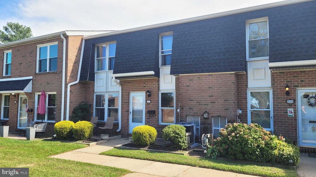 1013 HARBOUR DR, Palmyra, NJ 08065