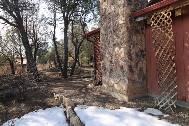 3 Oak Place, Cedar Crest, NM 87008