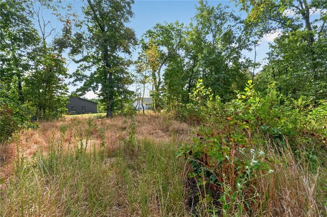 27 Cromarty Drive, Bella Vista, AR 72715