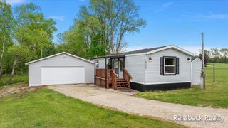 14700 Hanna Avenue Ne, Solon Twp, MI 49319