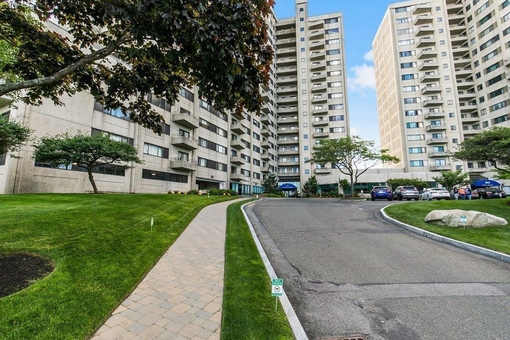 376 Ocean Ave 910, Revere, MA 02151
