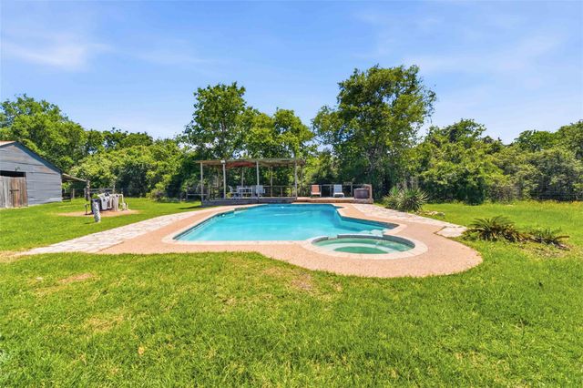 4296 State Highway 304, Rosanky, TX 78953