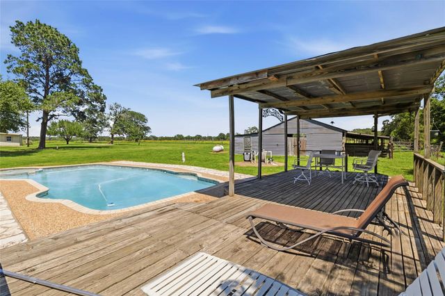 4296 State Highway 304, Rosanky, TX 78953