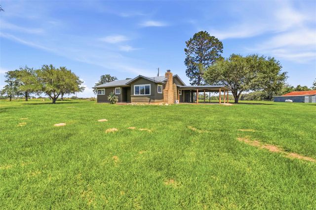 4296 State Highway 304, Rosanky, TX 78953
