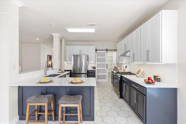 11216 Jockey Bluff DR, Austin, TX 78748