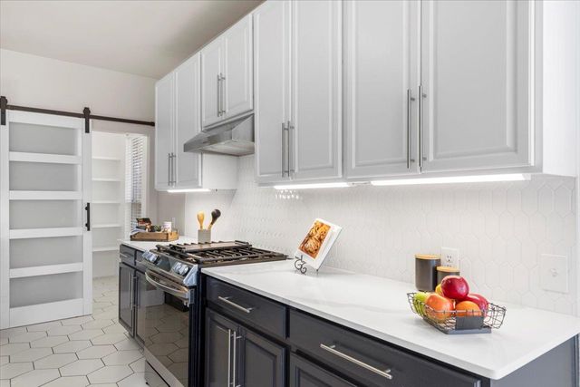 11216 Jockey Bluff DR, Austin, TX 78748