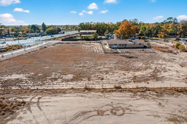 221 Homeland Road NW, Albuquerque, NM 87114