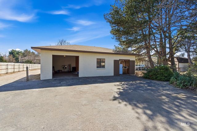 12055 W Mcmillan Rd, Boise, ID 83713