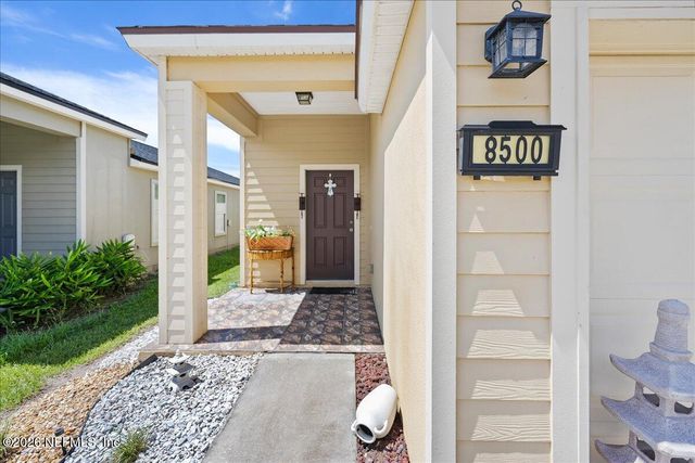 8500 JULIA MARIE Circle, Jacksonville, FL 32210
