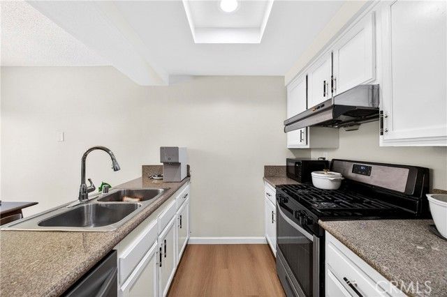 1525 Walnut Leaf 211, Walnut, CA 91789